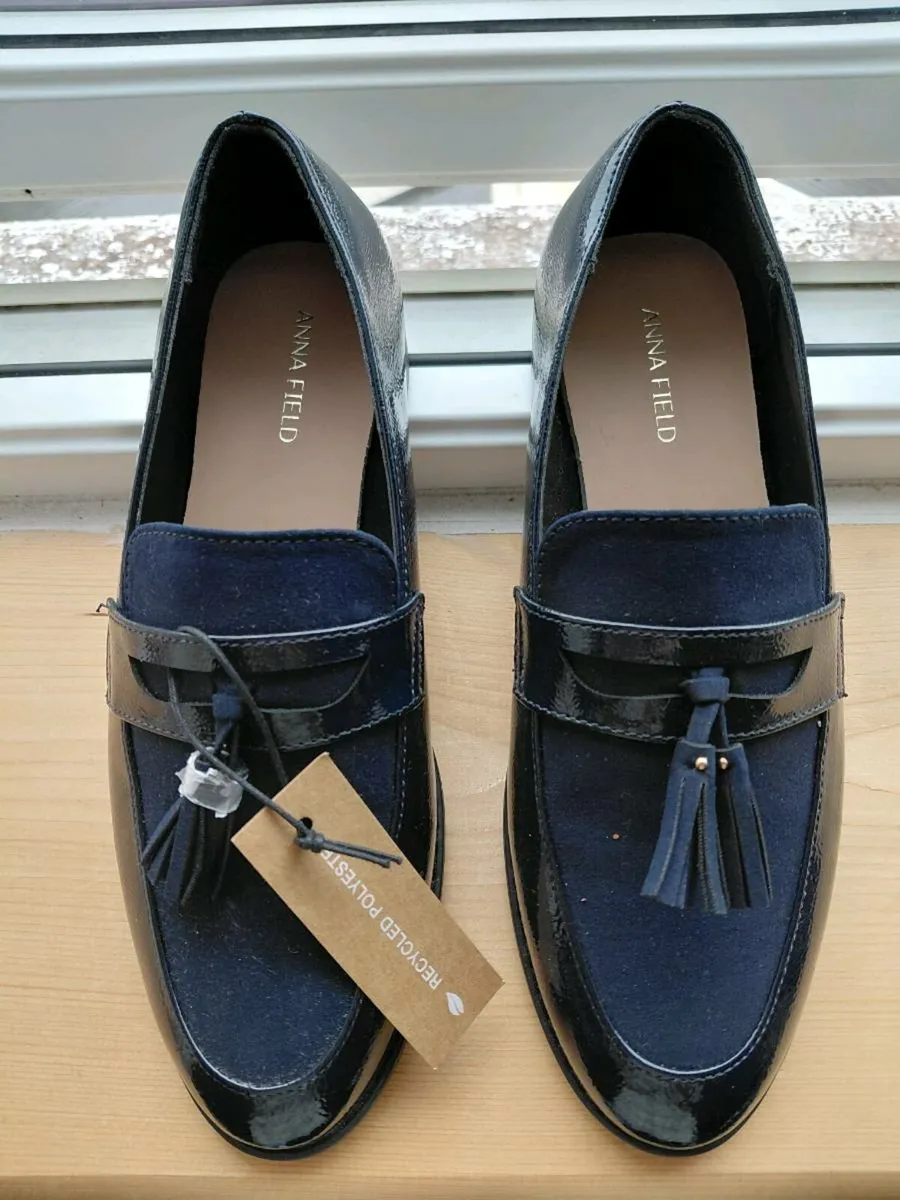 Womens slip on shoes - Image 1