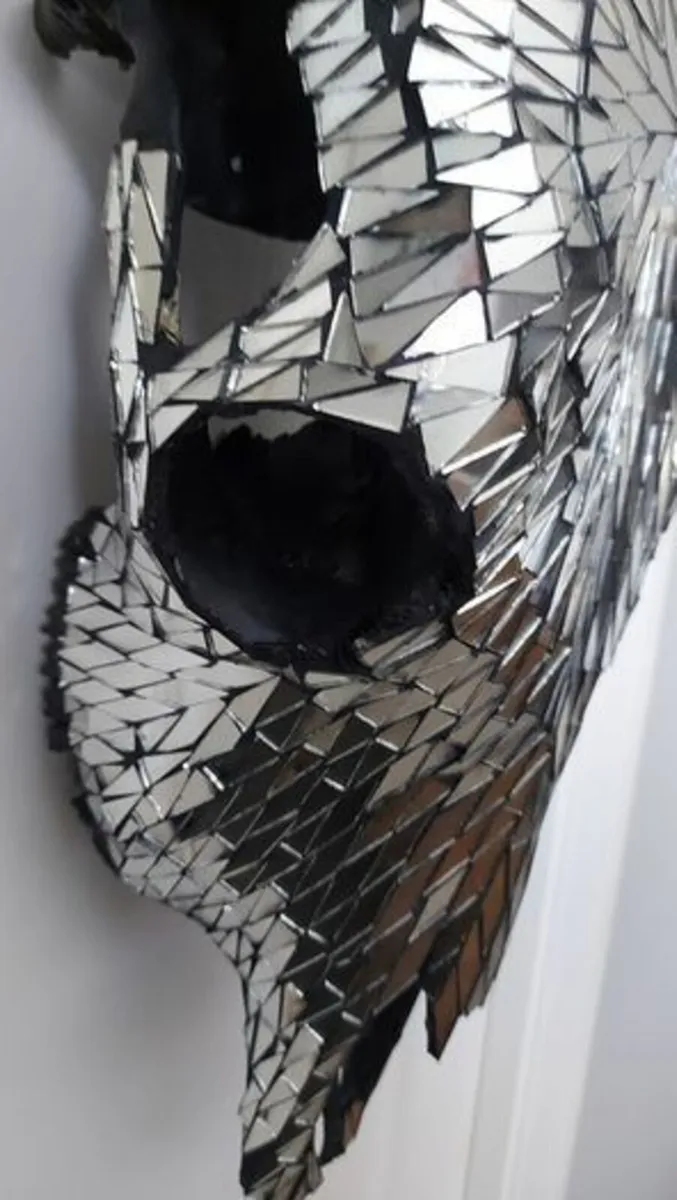 Mirror Insert Black Bull Skull - Image 3