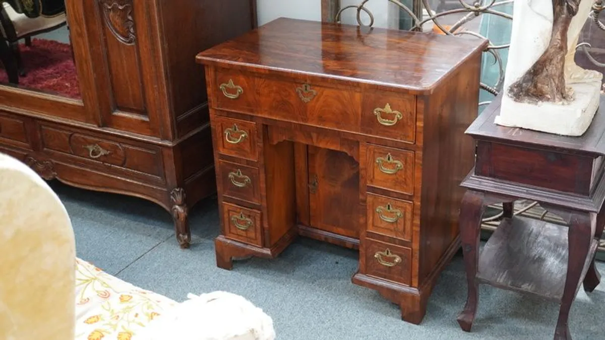 Victorian Rosewood Kneehole Desk - Queen Anne Manner - Image 1