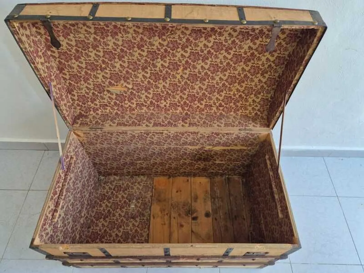 Antique Spanish Travel Trunk - Image 4