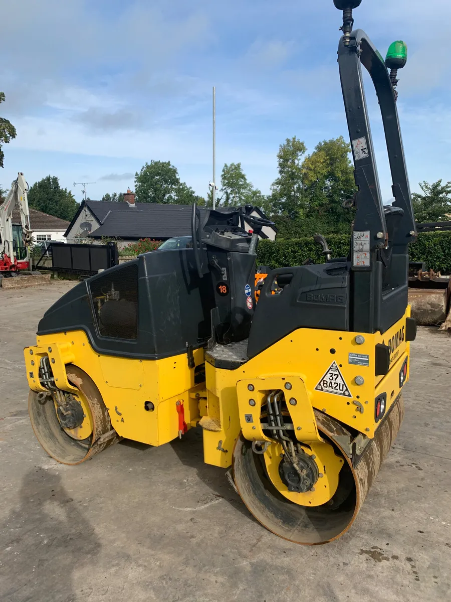 2021 BOMAG 120AD-5 - Image 3