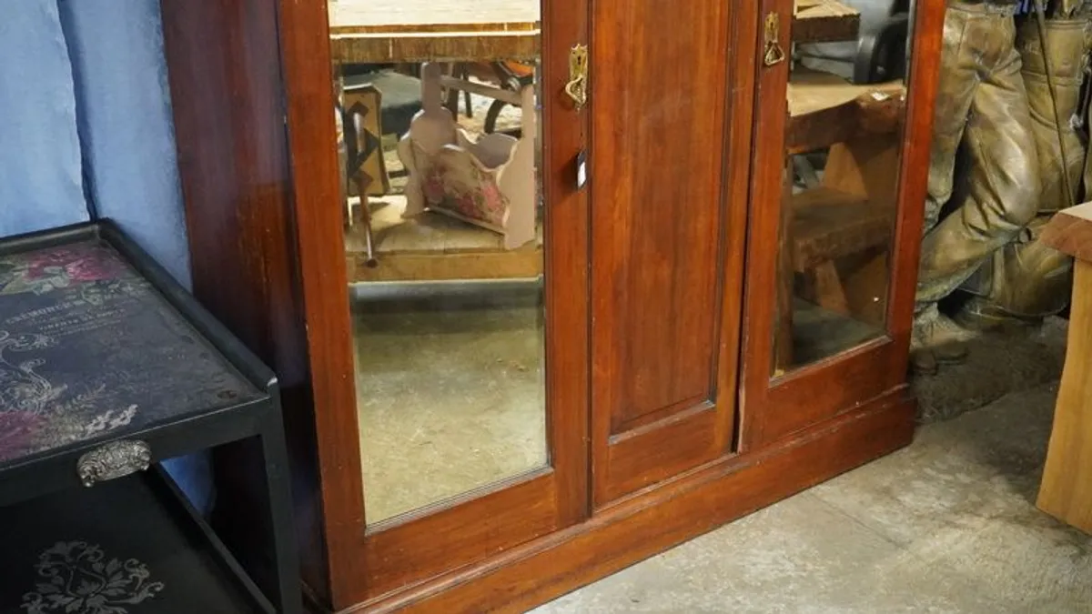 Antique Double Door Mirrored Wardrobe - Art Nouveau Style - Image 4