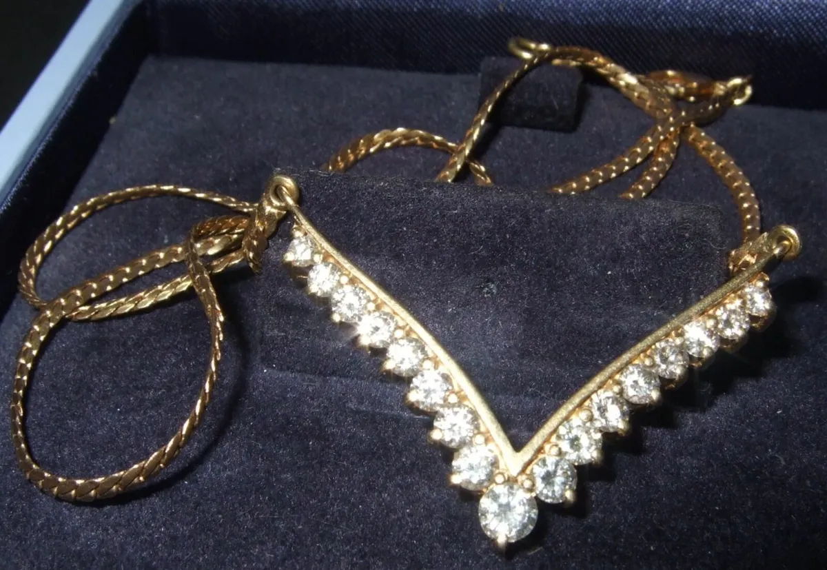 Vintage 18k Gold & Diamond Necklace - Image 3