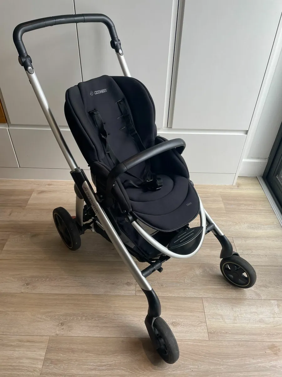 Maxi-Cosi Stroller and Bassinet - Image 4