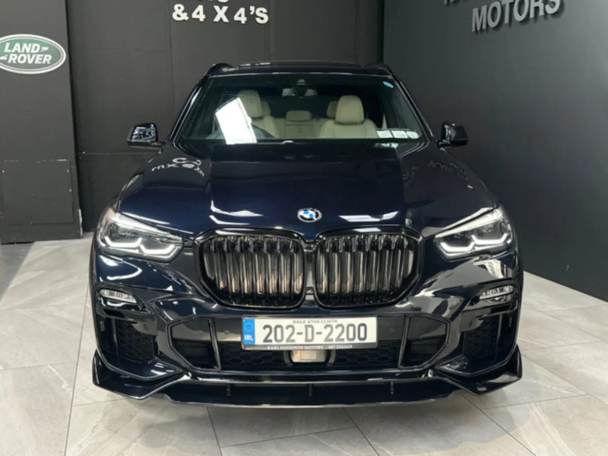 45e XDRIVE M-SPORT 4DR AUTO - Image 2