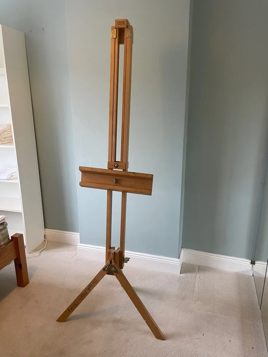 Artist easel - Image 1