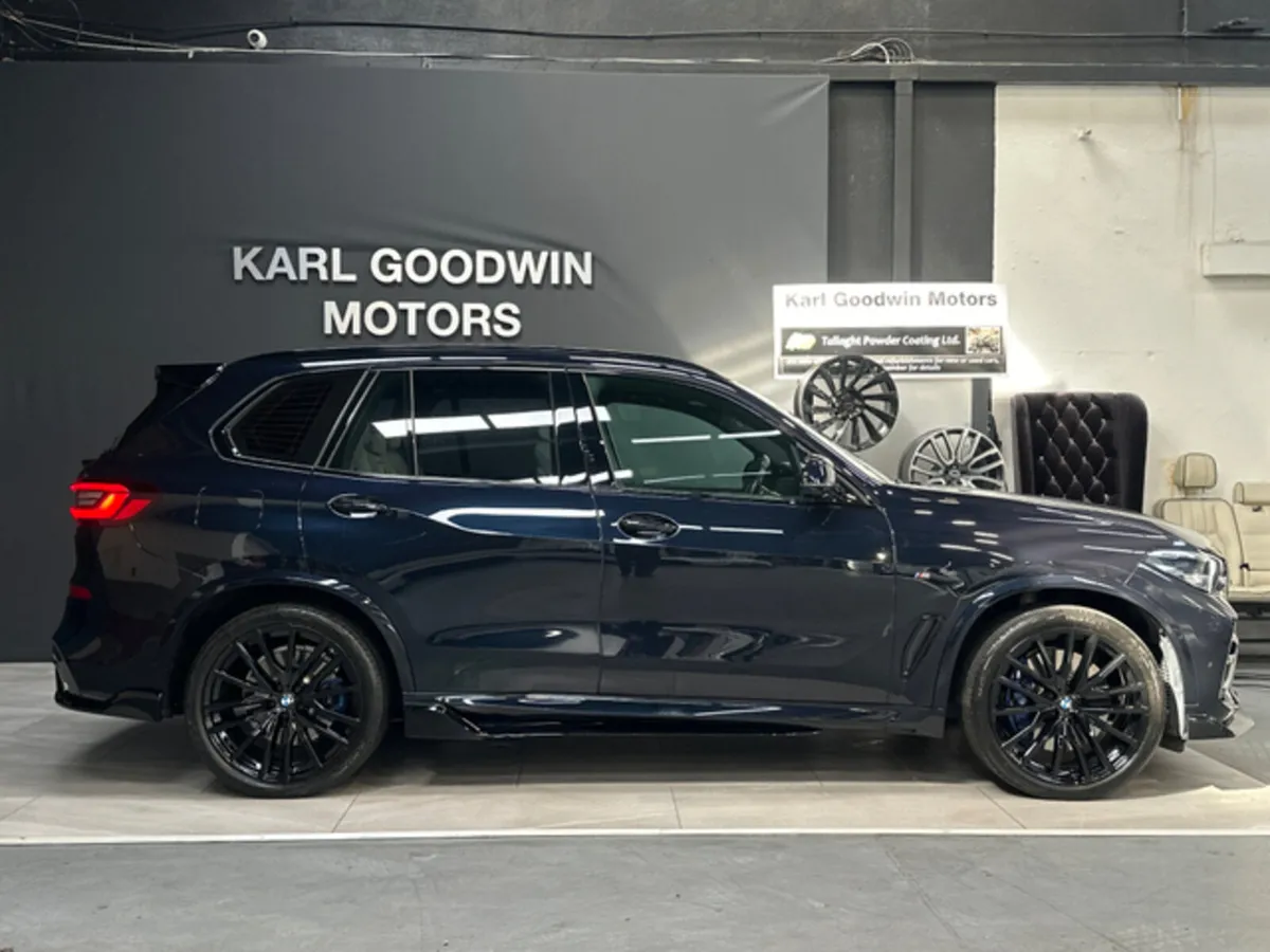 45e XDRIVE M-SPORT 4DR AUTO - Image 4