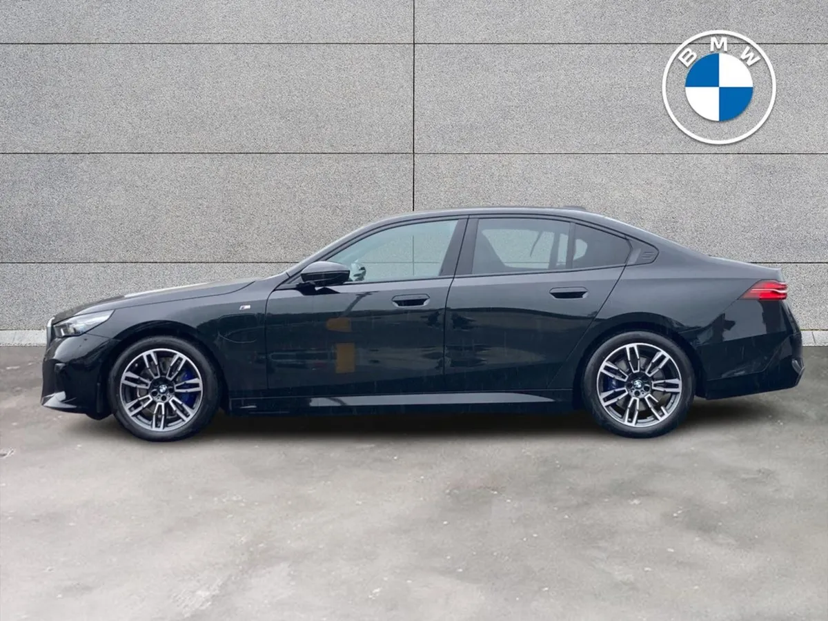 BMW 5 Series 530e M Sport - Image 3