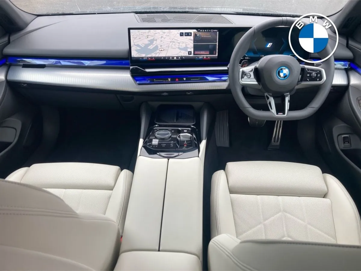 BMW 5 Series 530e M Sport - Image 4