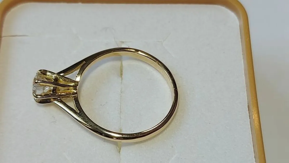 0.55 ct Natural Diamond 18K Yellow Gold Ring AIG C - Image 4