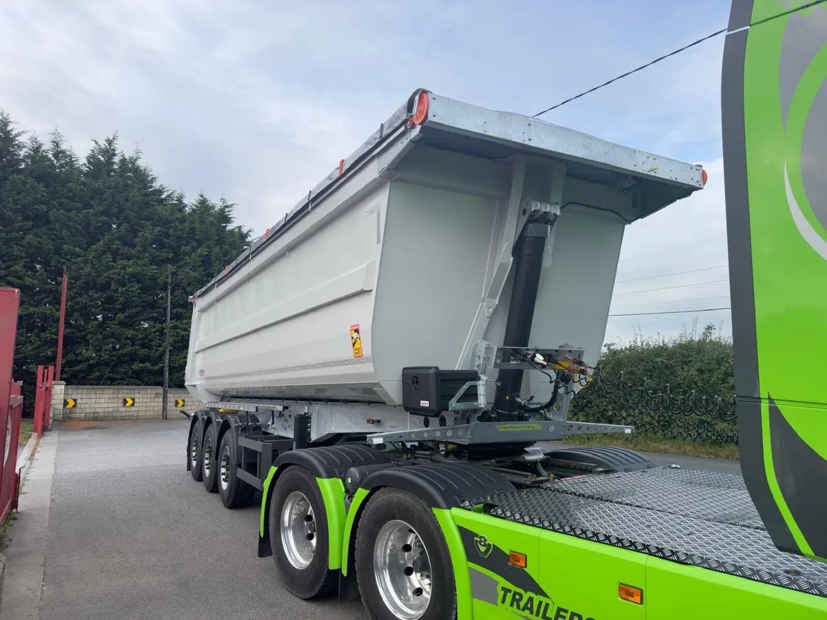 NEW SCHMITZ STEEL TIPPING TRAILER - Image 1