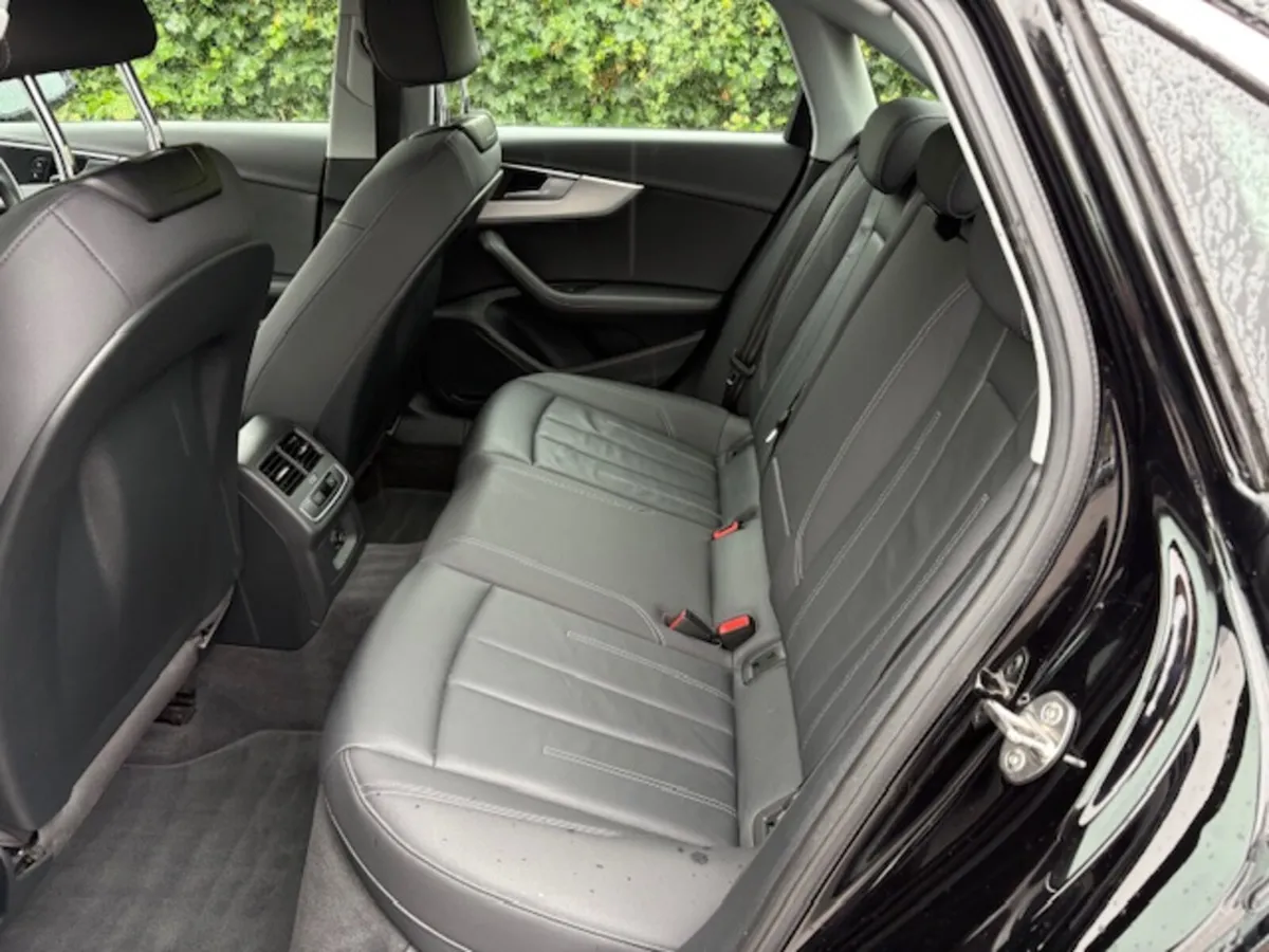 Audi A4 2021 - Image 4