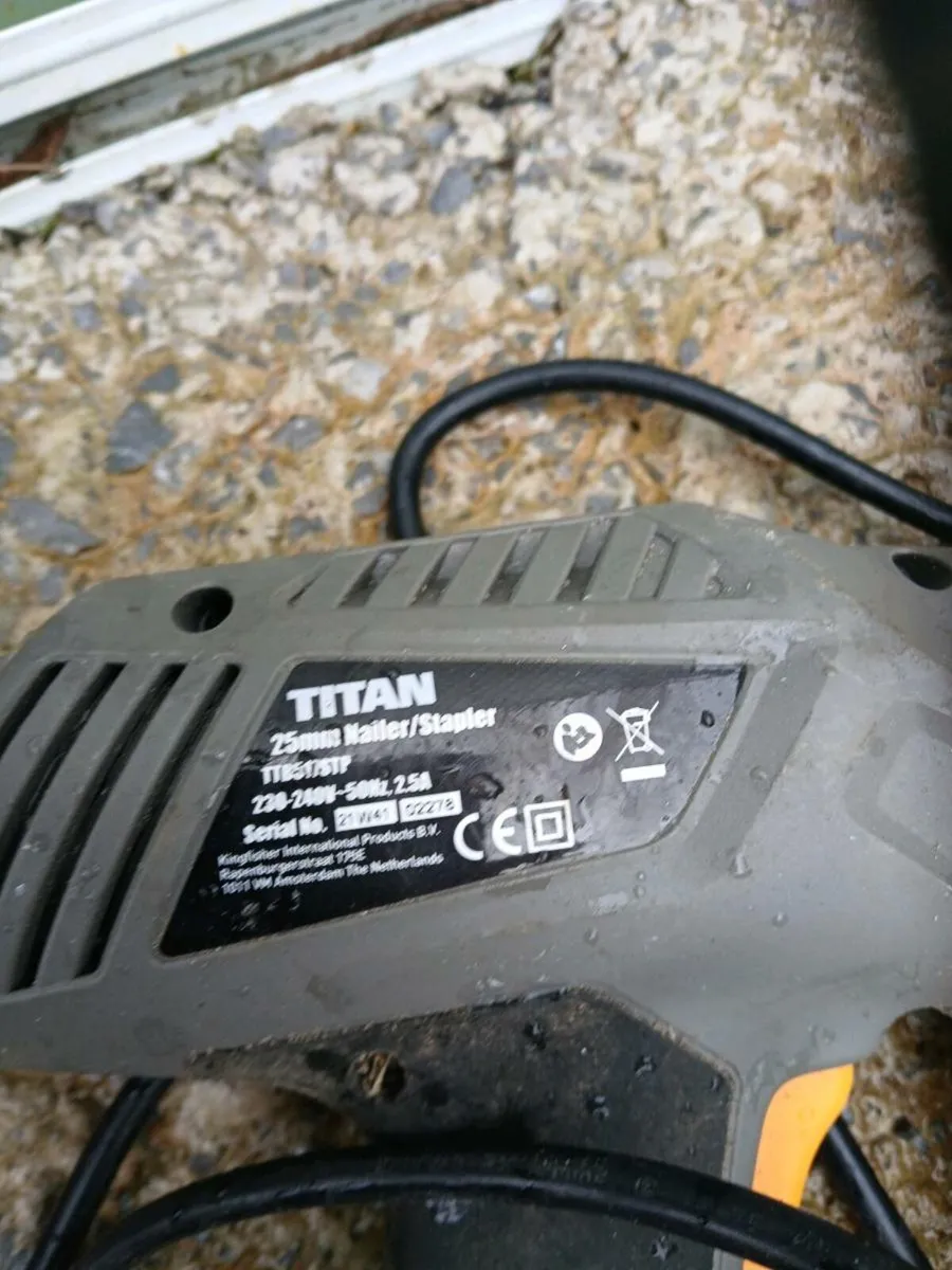 Tools - Image 1