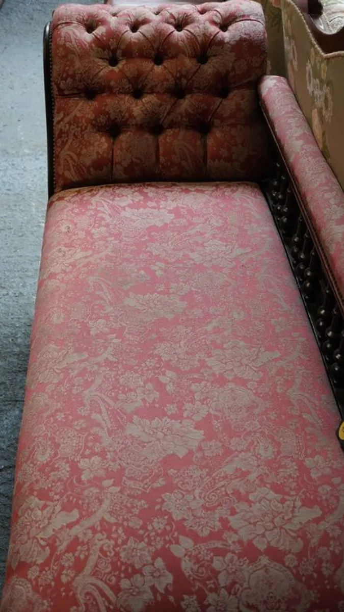 Victorian-Style Chaise Longue - Image 2