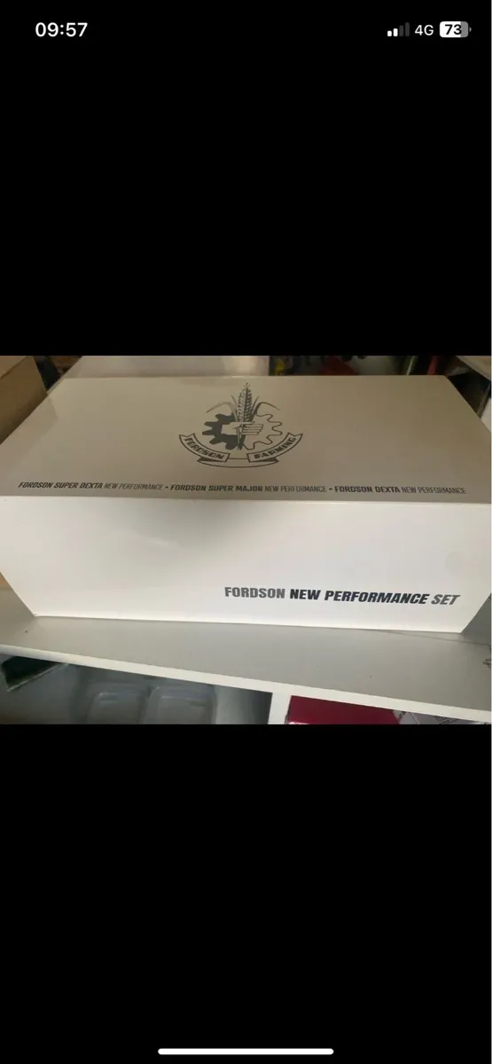 1:32 Fordson set - Image 3