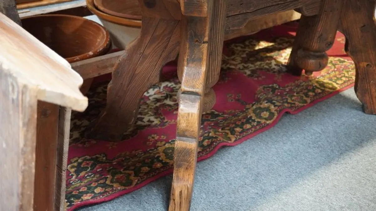 Old Oak Pub Table - Solid & Sturdy (3 available) - Image 3