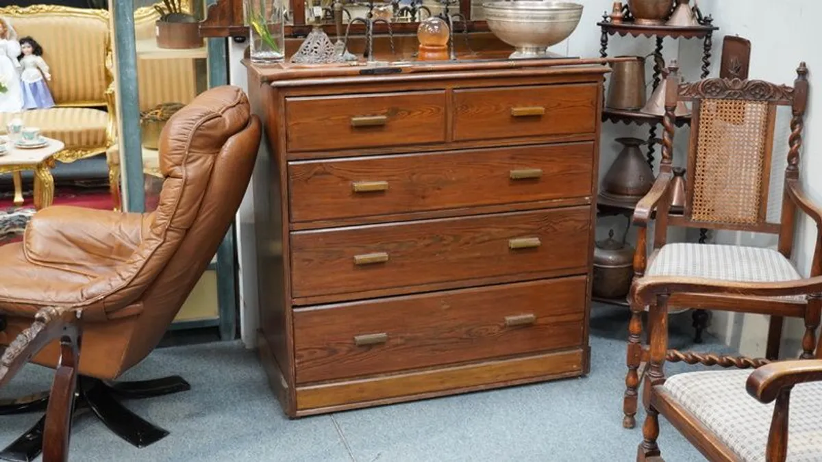 Vintage Pine Chest of Drawers - Image 1