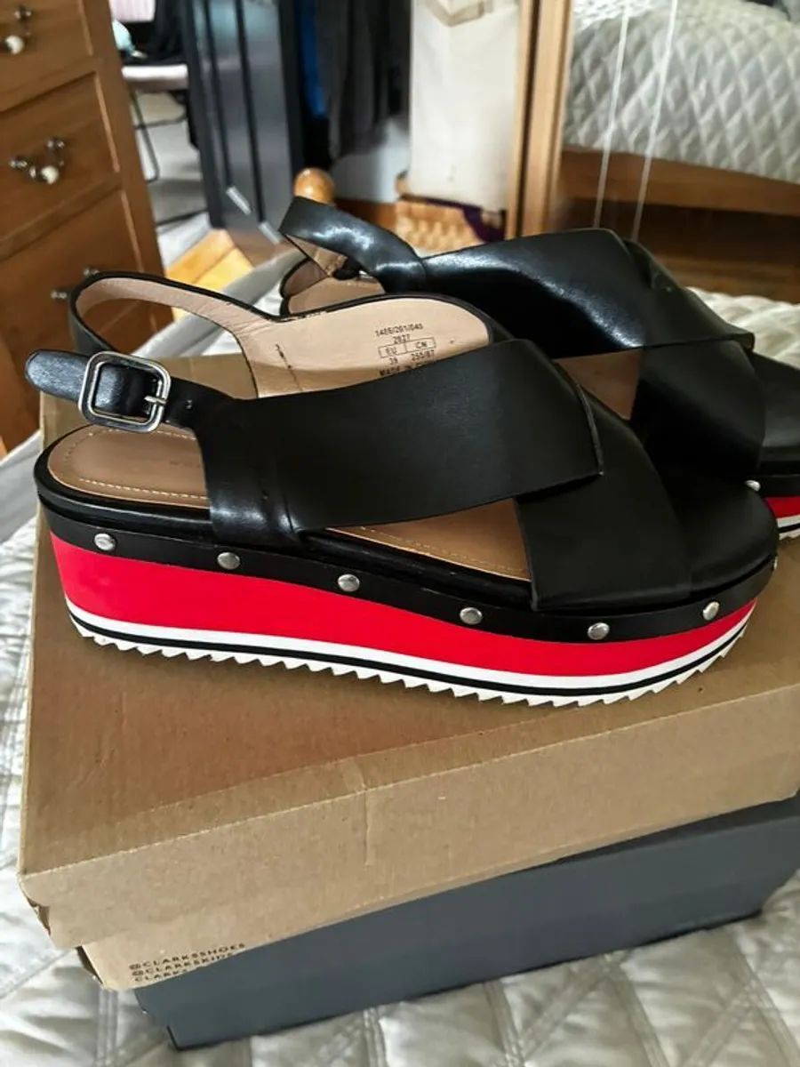 Shoes - Image 3