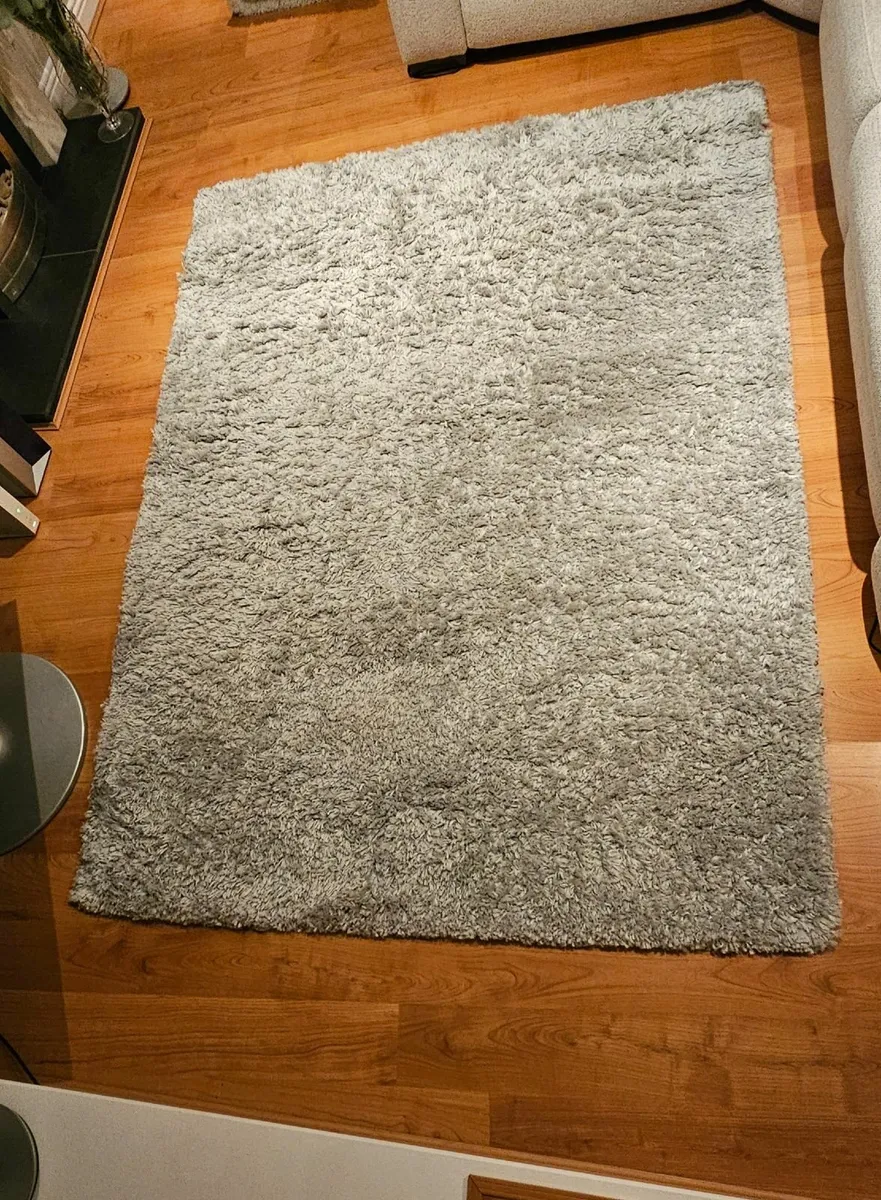 Large rug for sale