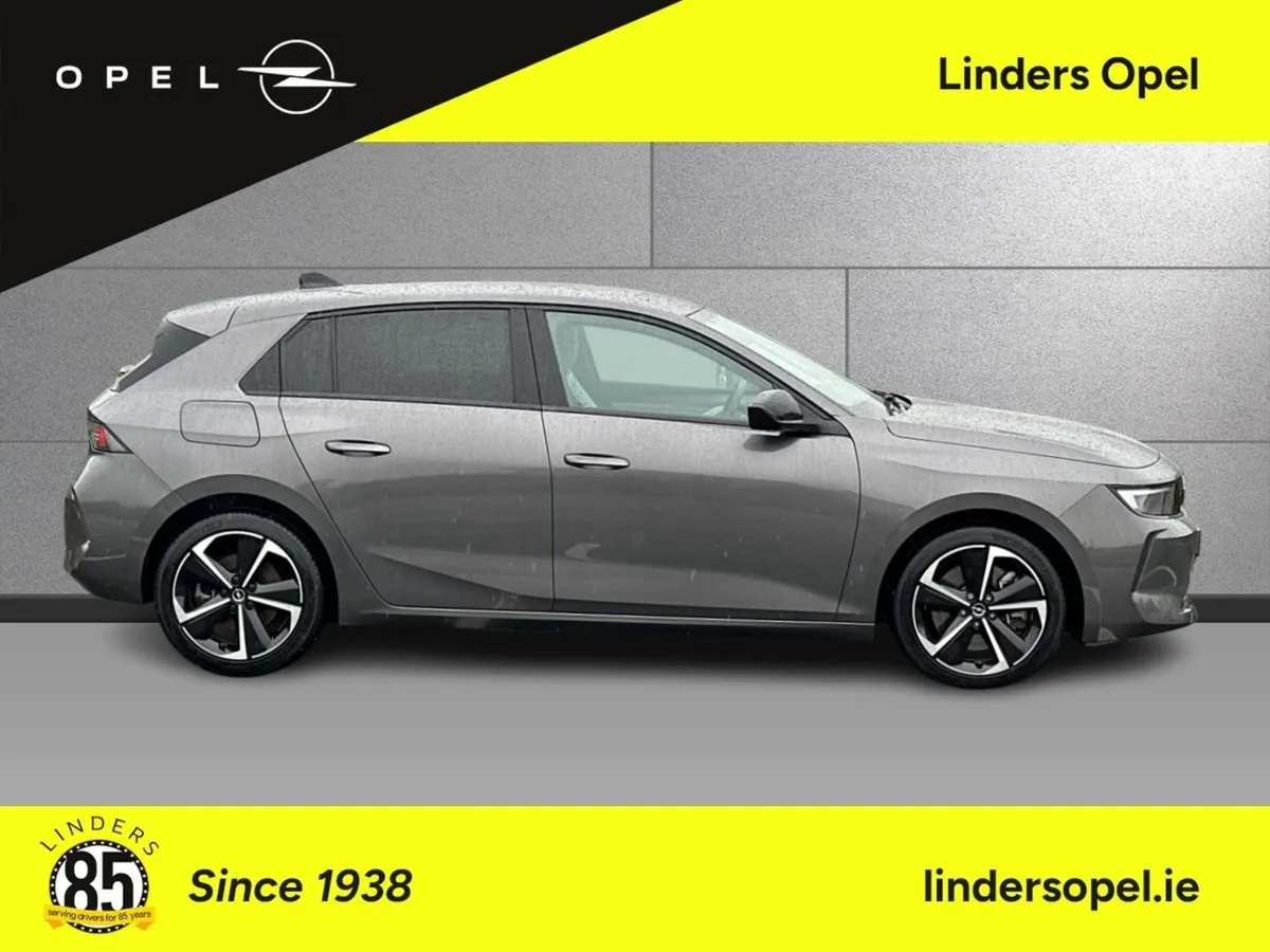 Opel Astra Elegance Phev 1.6 180ps 8 Speed Auto - Image 4
