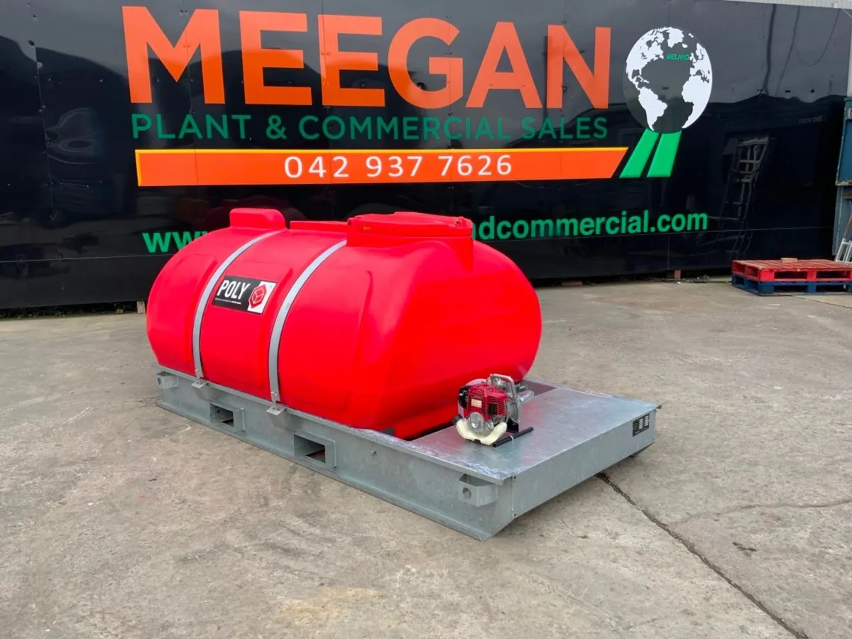 2000lts WESTERN BOWSER & DELIVERY PUMP.....1043.. - Image 1