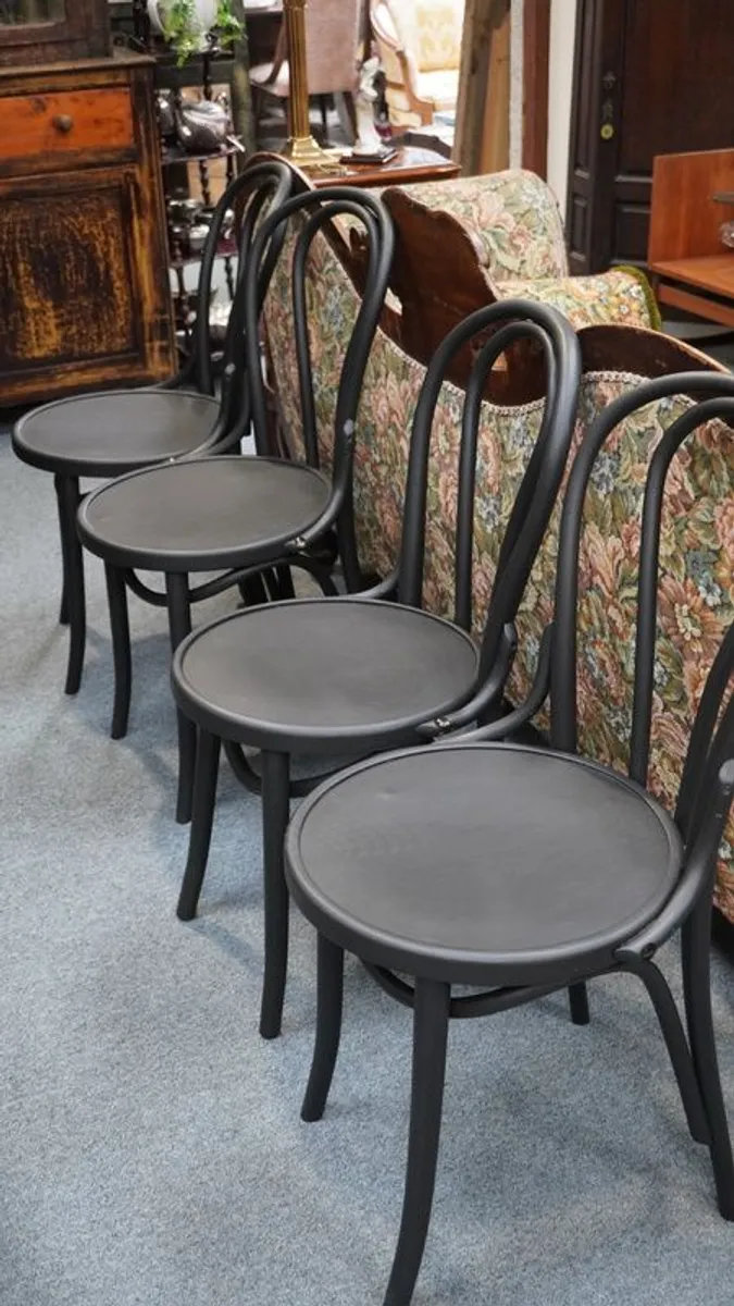 Set of 6 Bentwood Chairs - Radomsko, Poland - Image 1