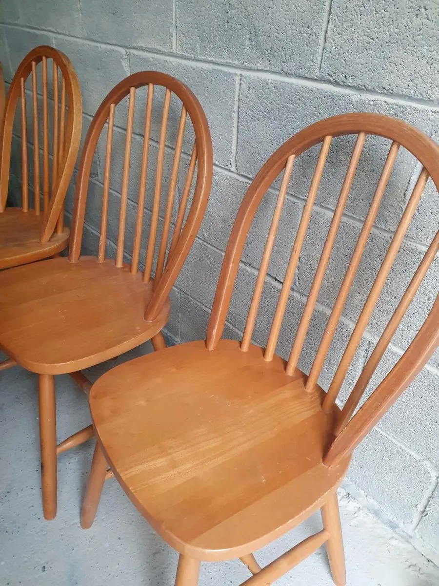 Set of 4 solid wood dining chairs - Image 3