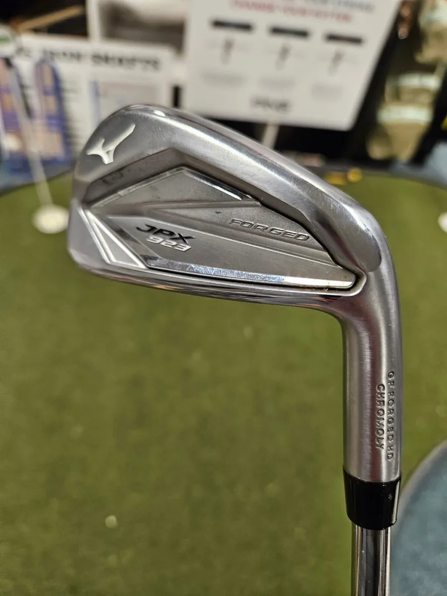 Mizuno Jpx923 Forged Irons - Image 2