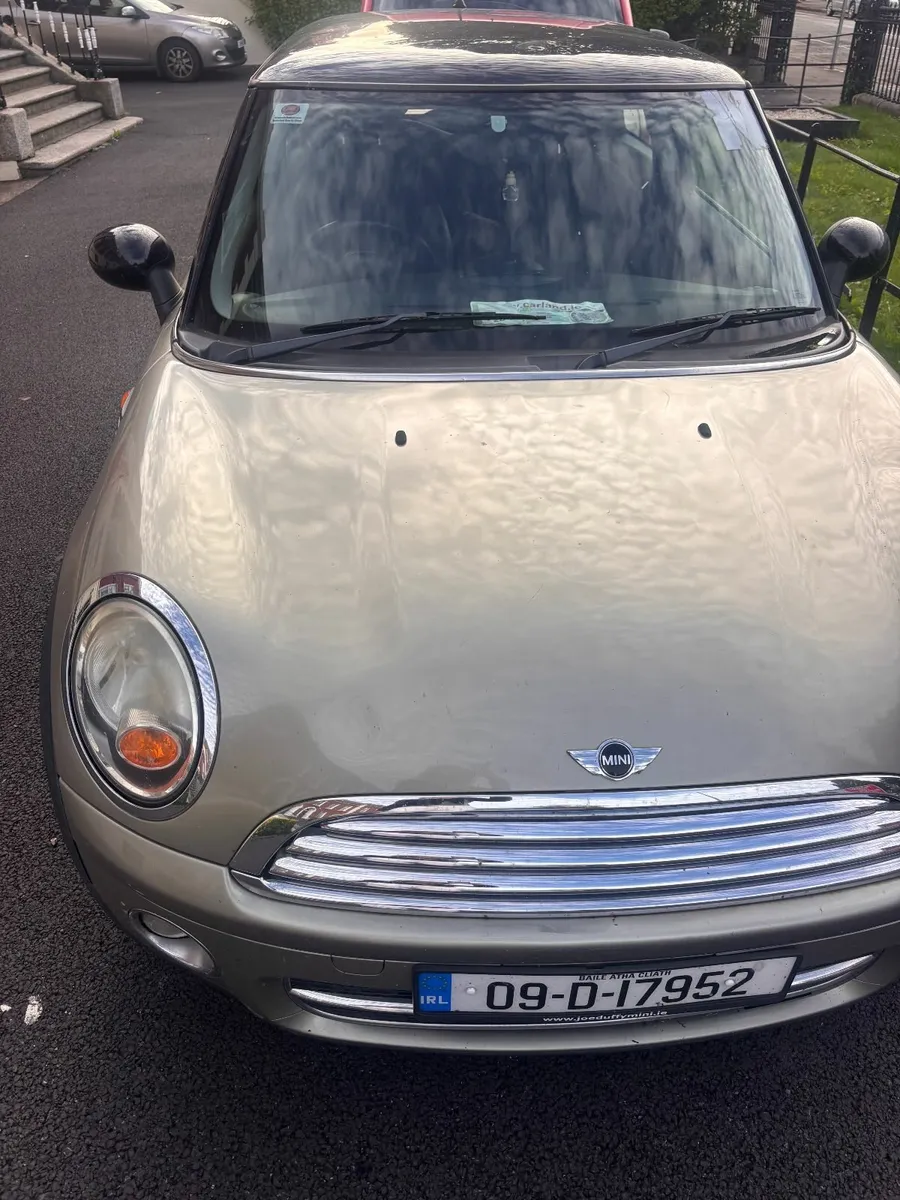 Mini Cooper 2009 - Image 2