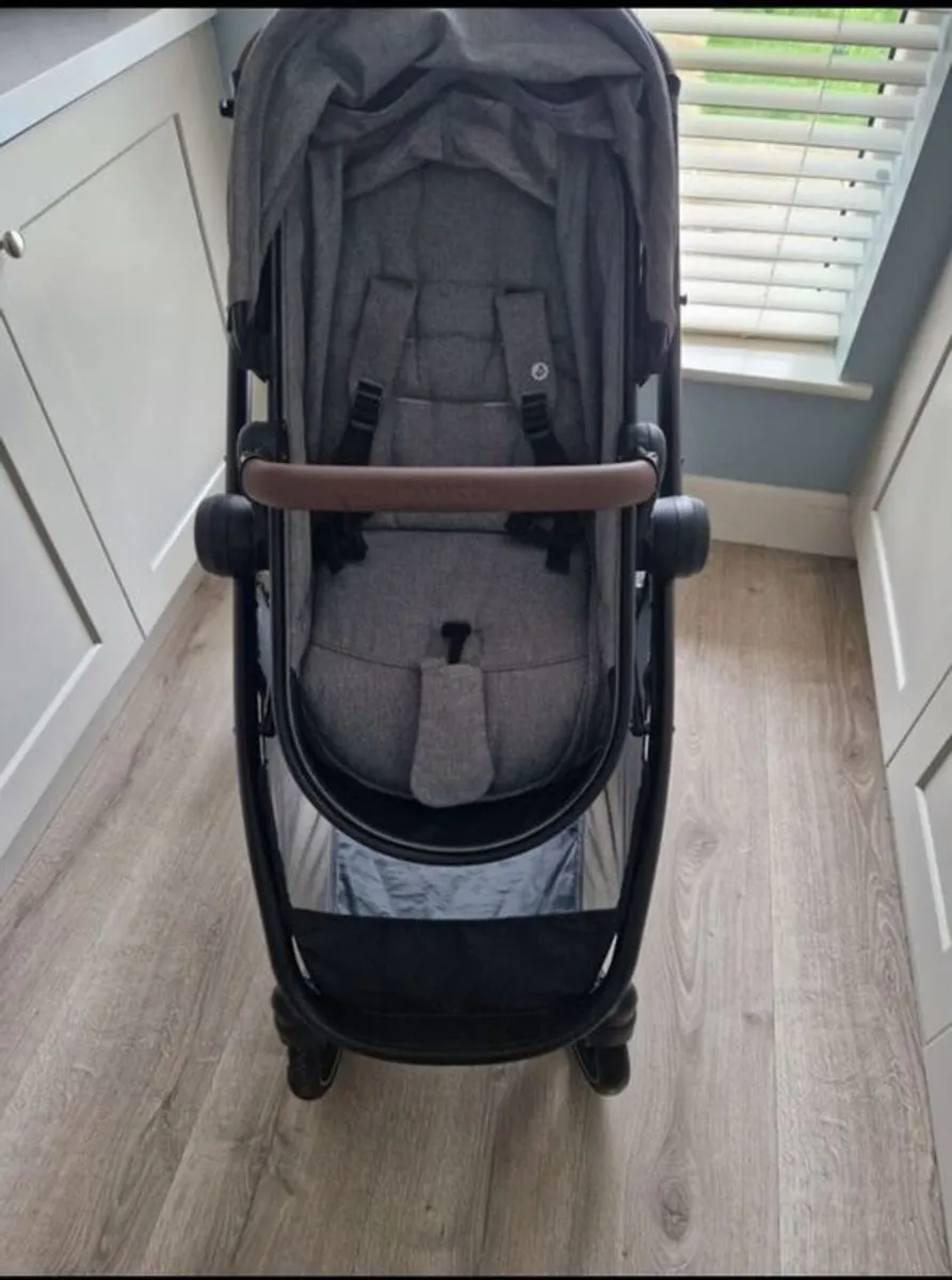 Maxi Cosi Pram/Buggy - Image 3