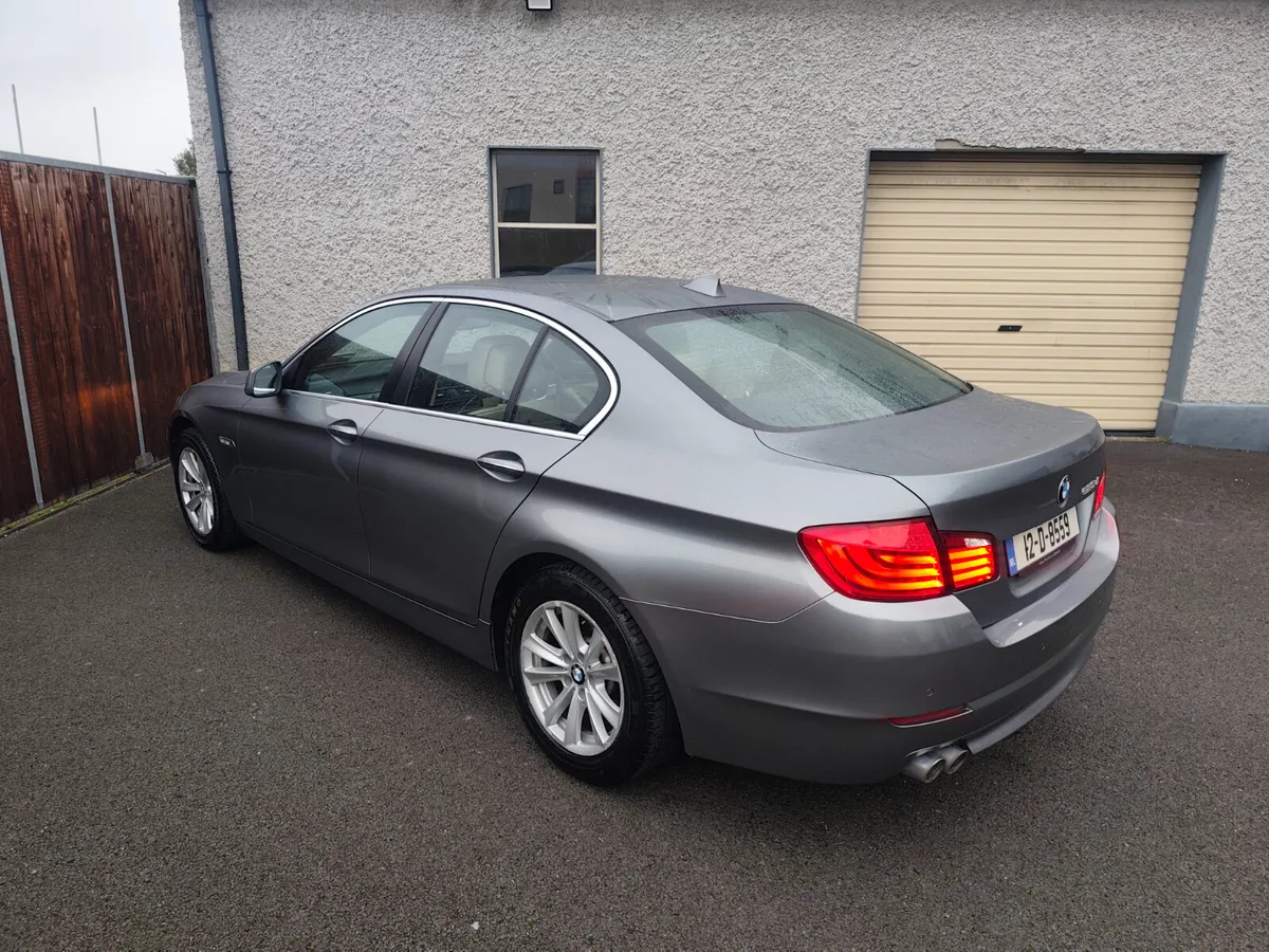 BMW 520D SE auto tiny km - Image 3