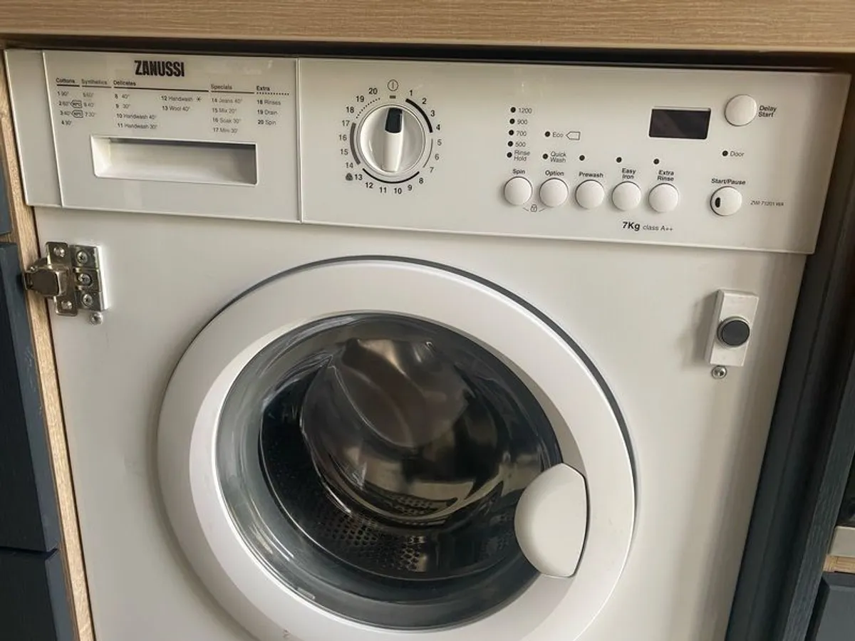 Zanussi 7kg Integrated Washing Machine Class A++ - Image 1