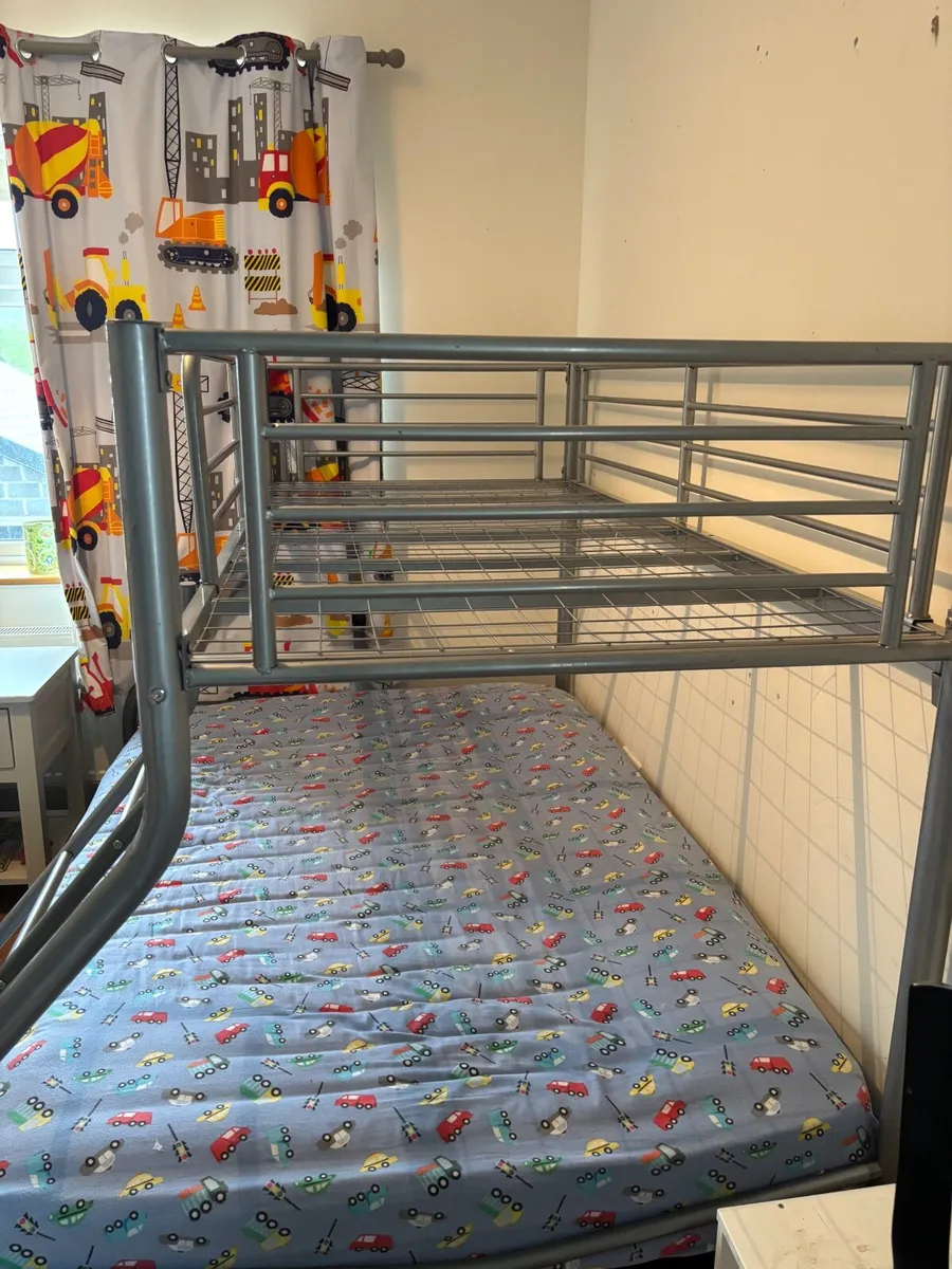 Triple bunk bed - Image 4