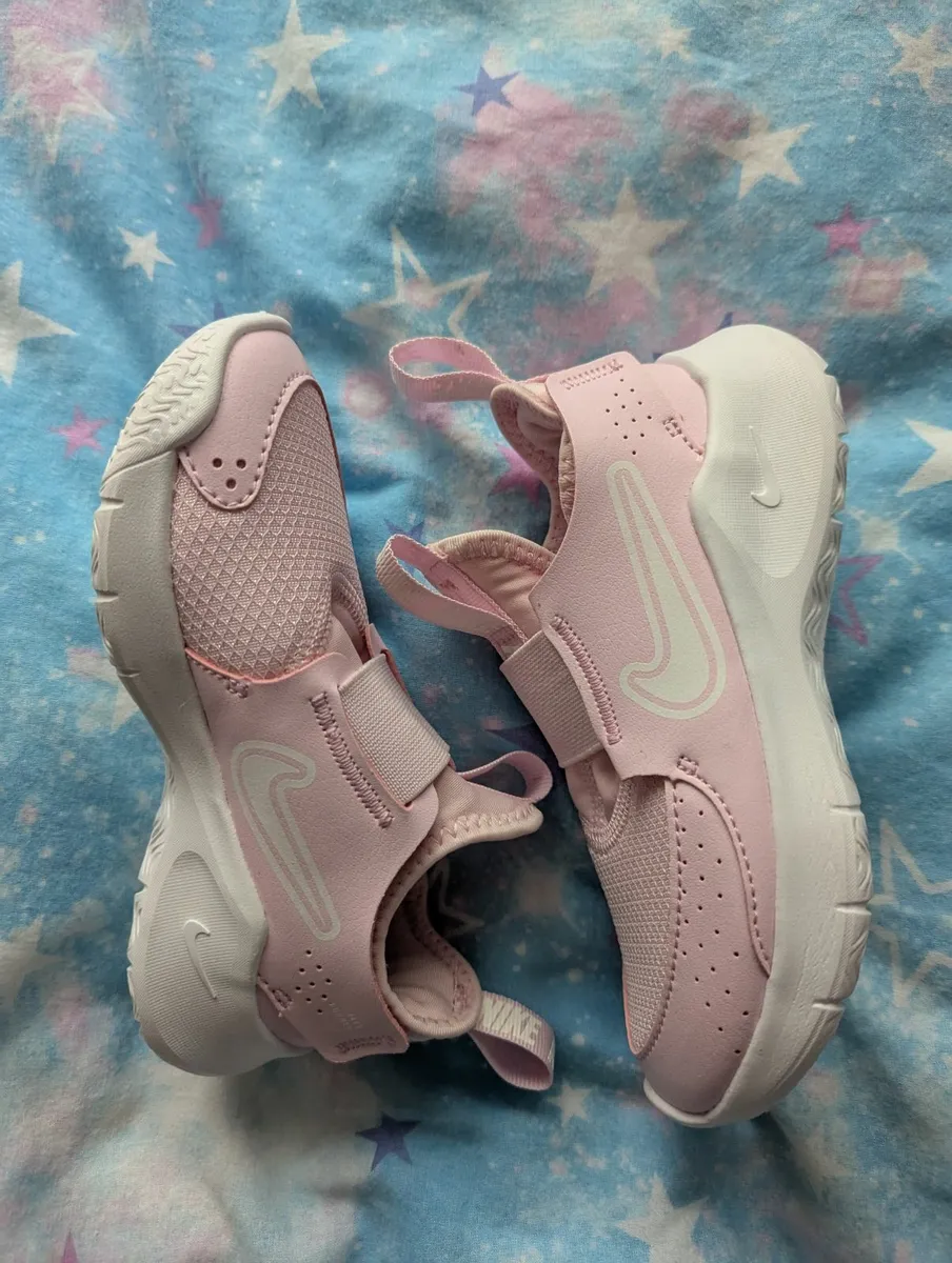 Kids shoes Nike UK10 - Image 4