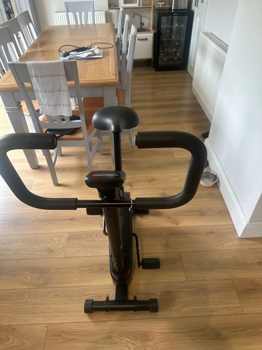 Exercise bike - Image 3