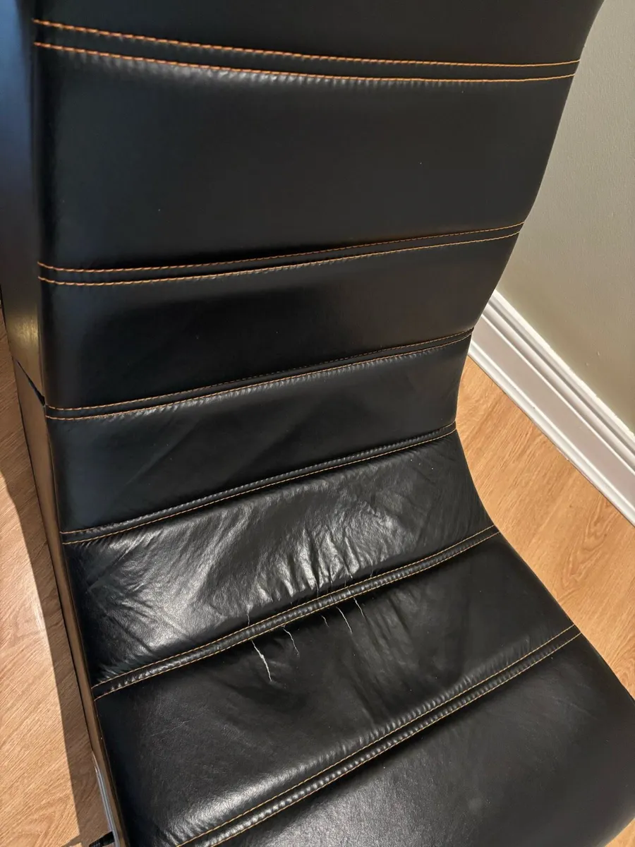 Gaming chair - Image 3
