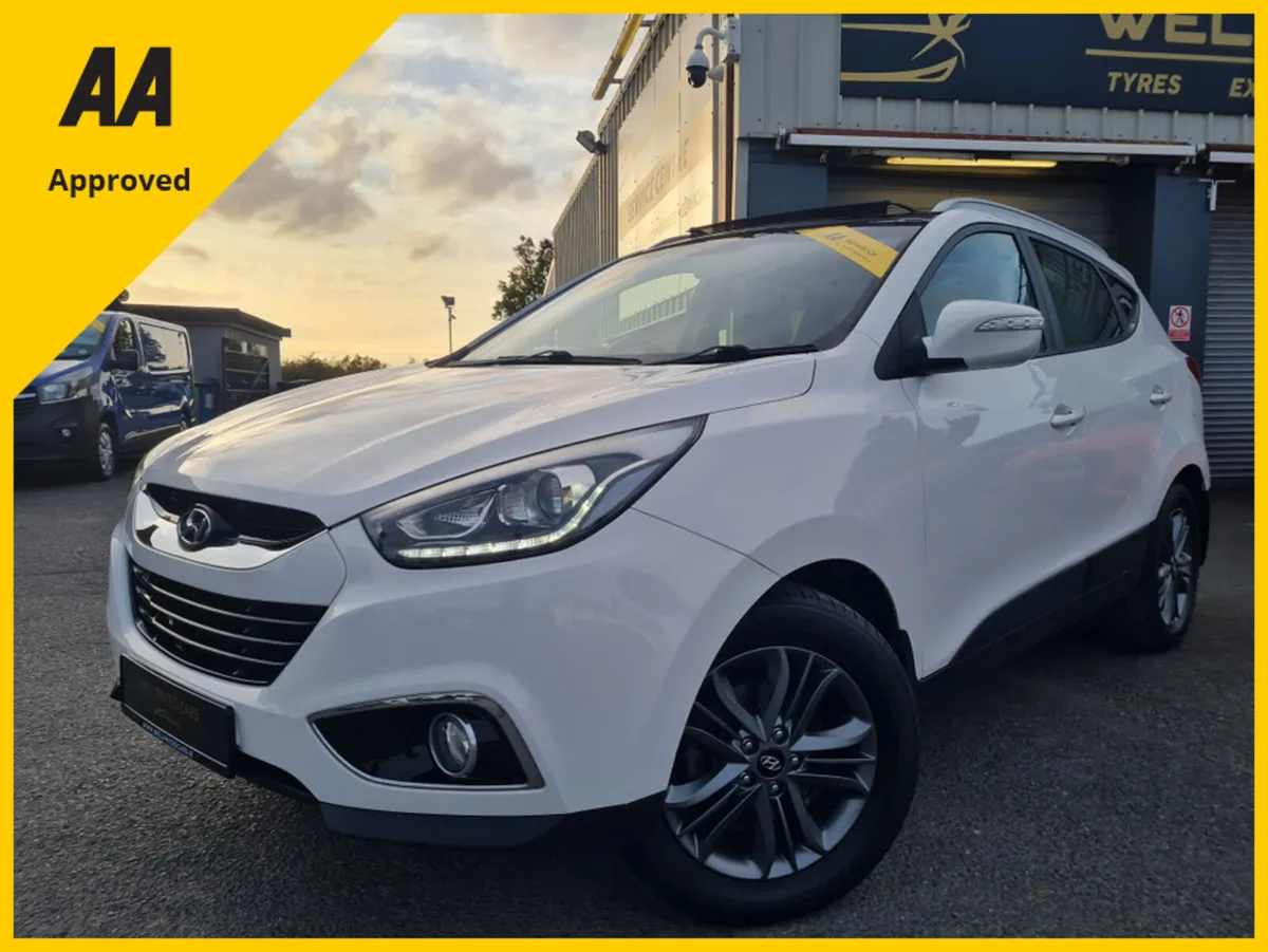 Hyundai ix35 1.7 PREMIUM 4DR - Image 2