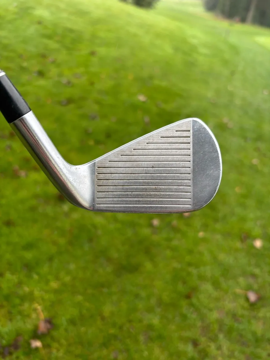 Left Hand Srixon ZX7 ZX5 MK2 Combo Iron Set - Image 3