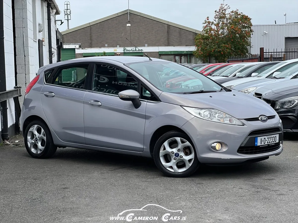 FORD FIESTA 1.2 PETROL WITH ONLY 17000KM - Image 3