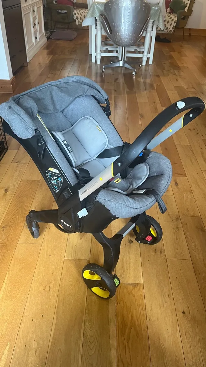 Doona Car seat / Stroller - Image 2