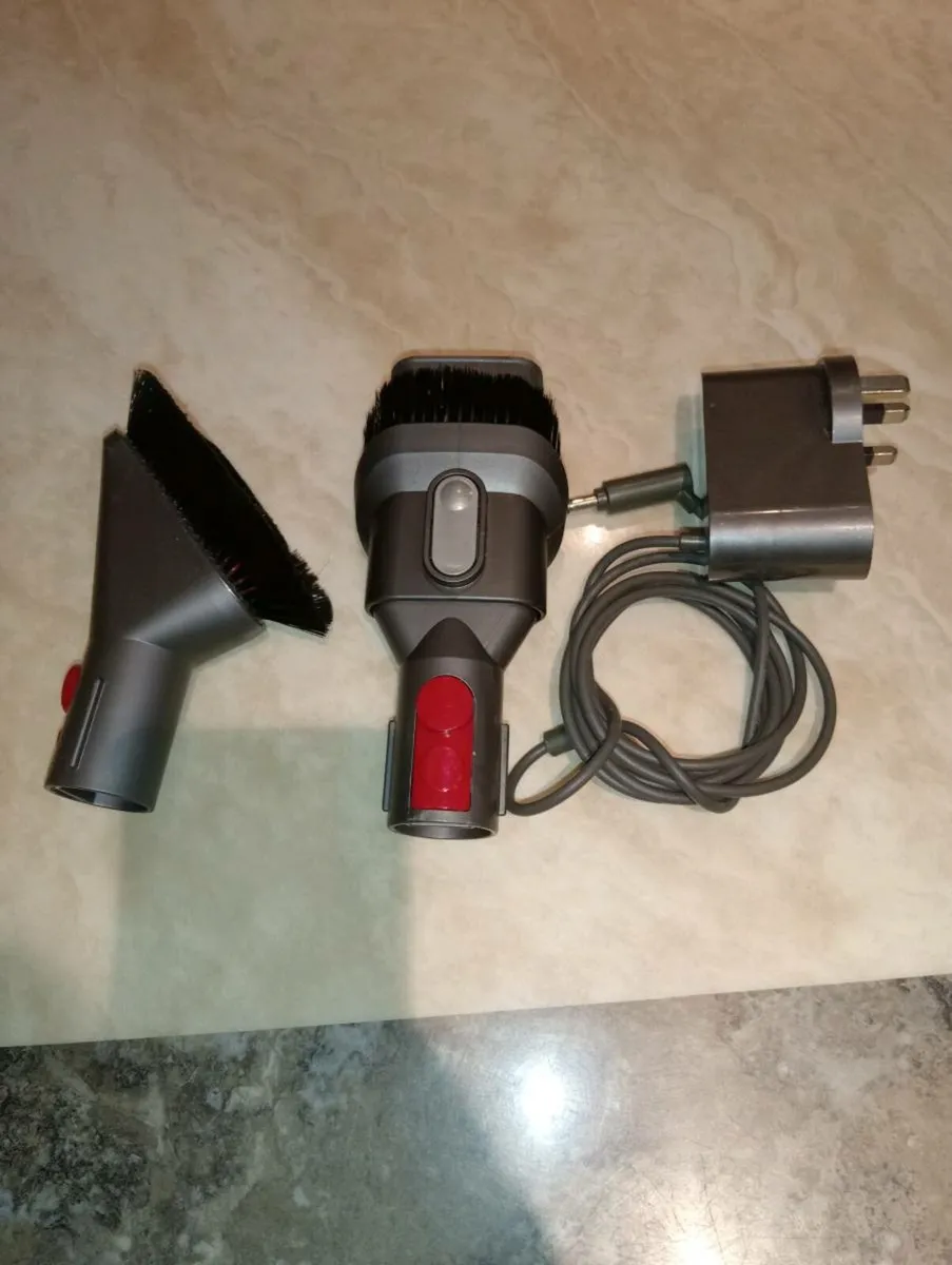Dyson accessories v7/v8 - Image 1