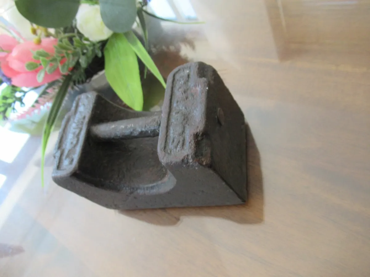 antique vintage 7 Ib cottage weight CHRISTMAS GIFT - Image 3