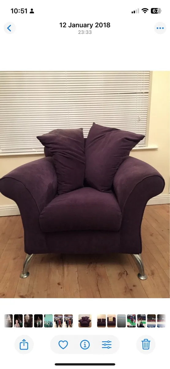 Suite of furniture - Image 1
