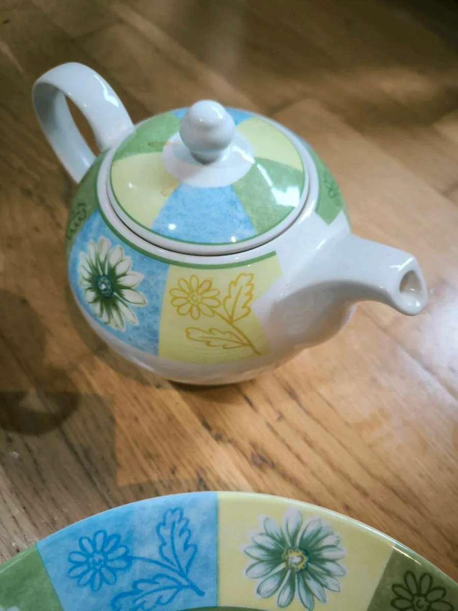 Dinner Set - Image 3