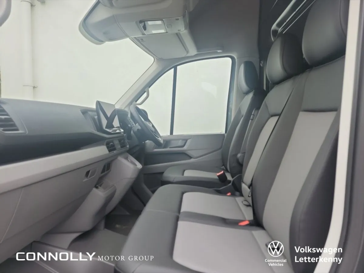 Volkswagen Crafter Cr35 Panel van Highline MWB 17 - Image 4