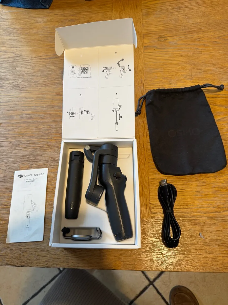 DJI OSMO MOBILE 6 - Image 1