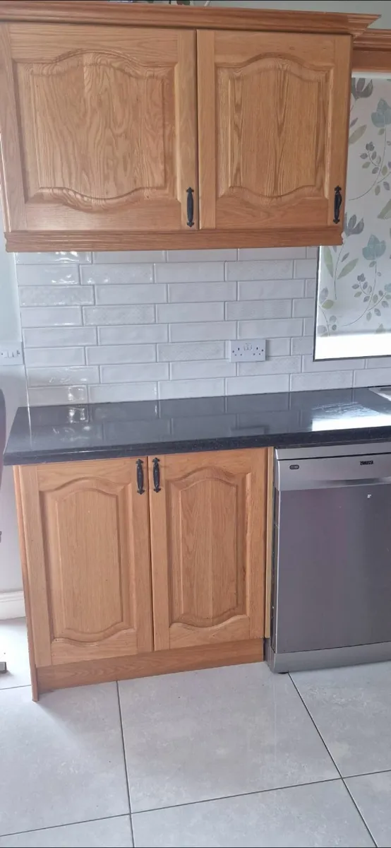 Kitchen Units - Image 4