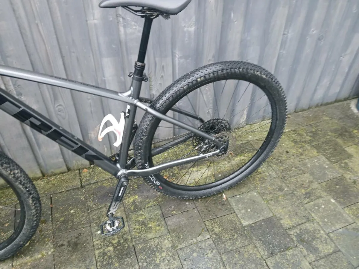 Mountain bike - Image 4
