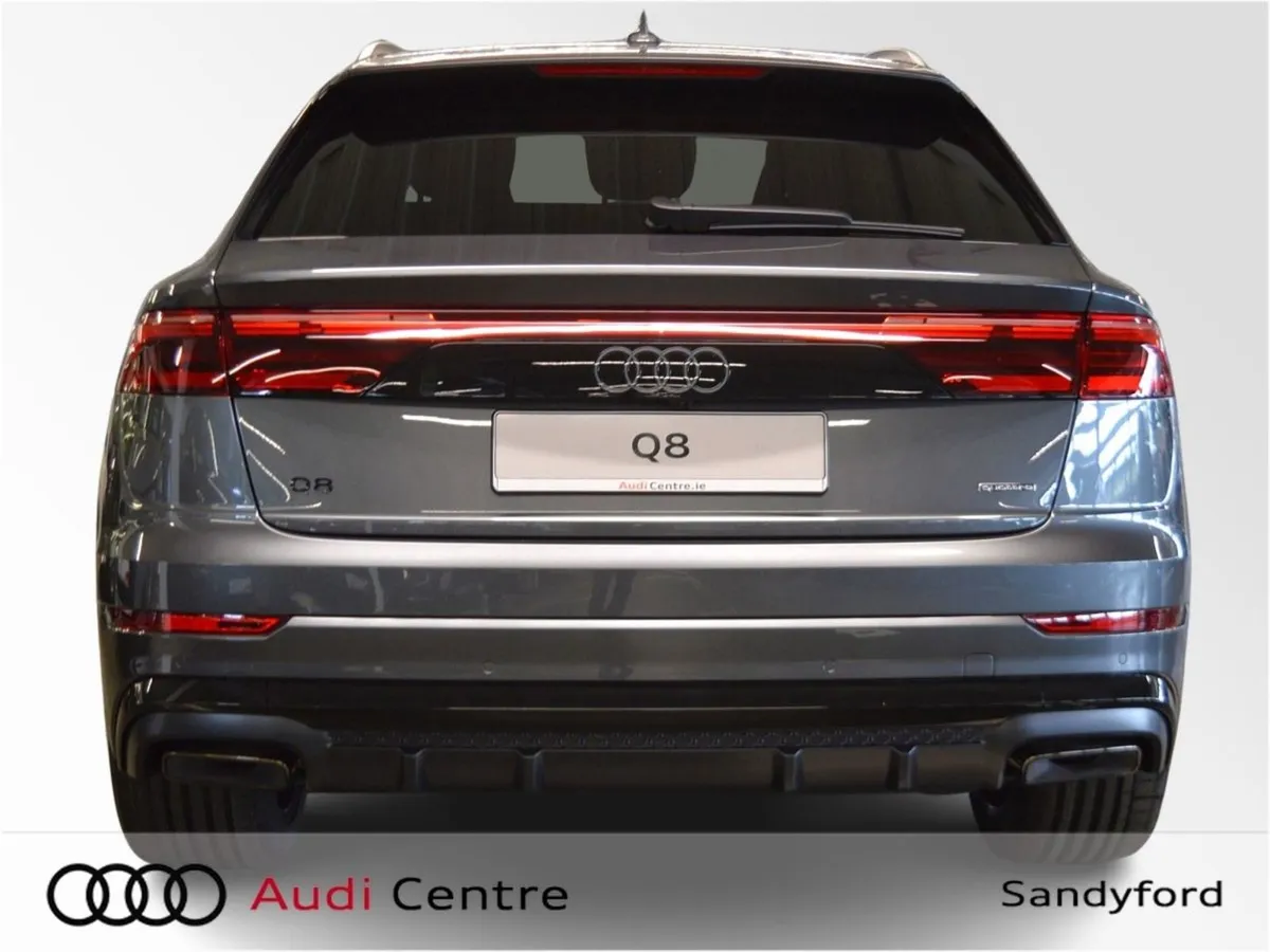 Audi Q8 60 Tfsi-e Quattro Competition 490PS Panor - Image 4