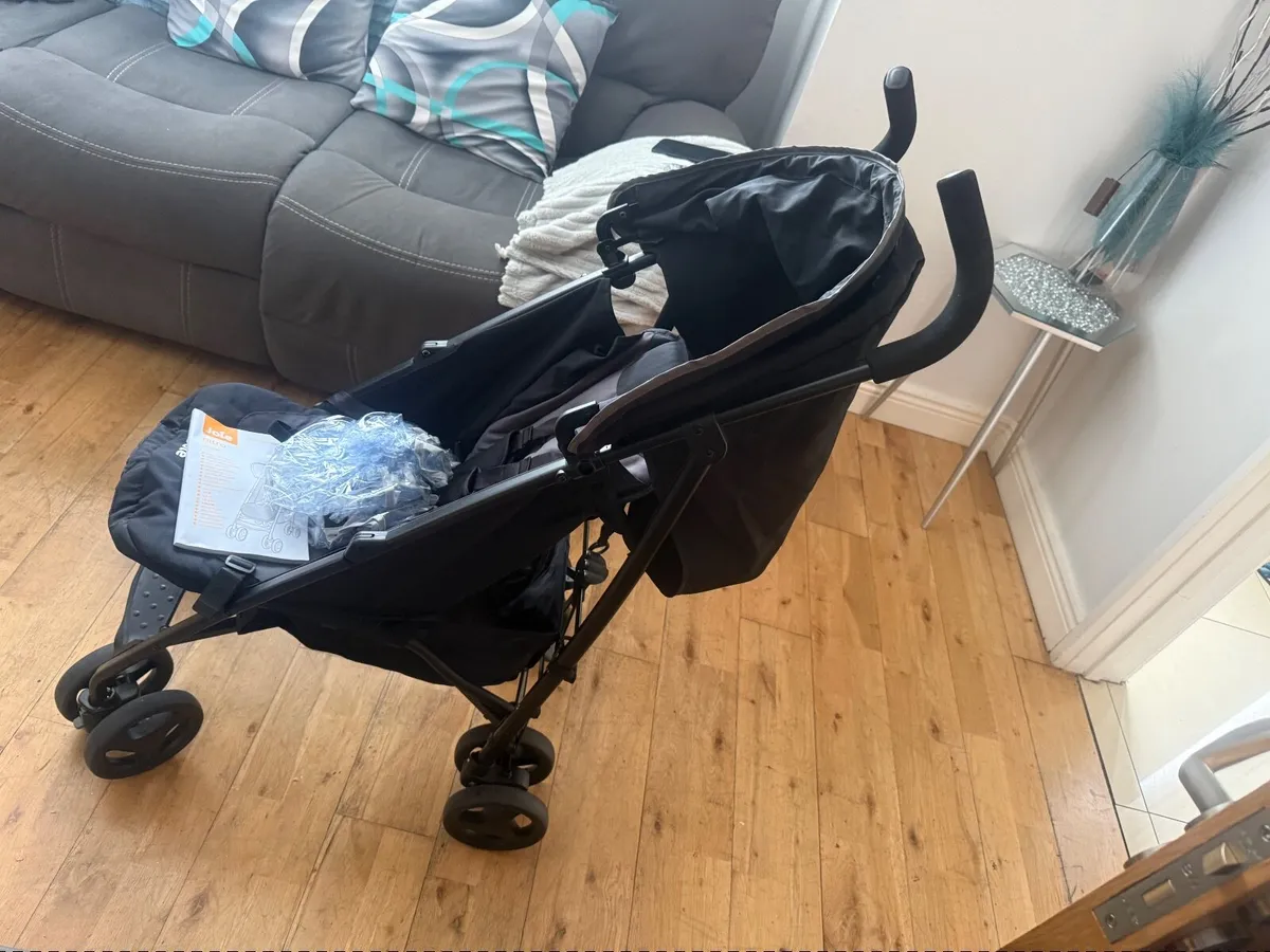 Joie buggy - Image 1